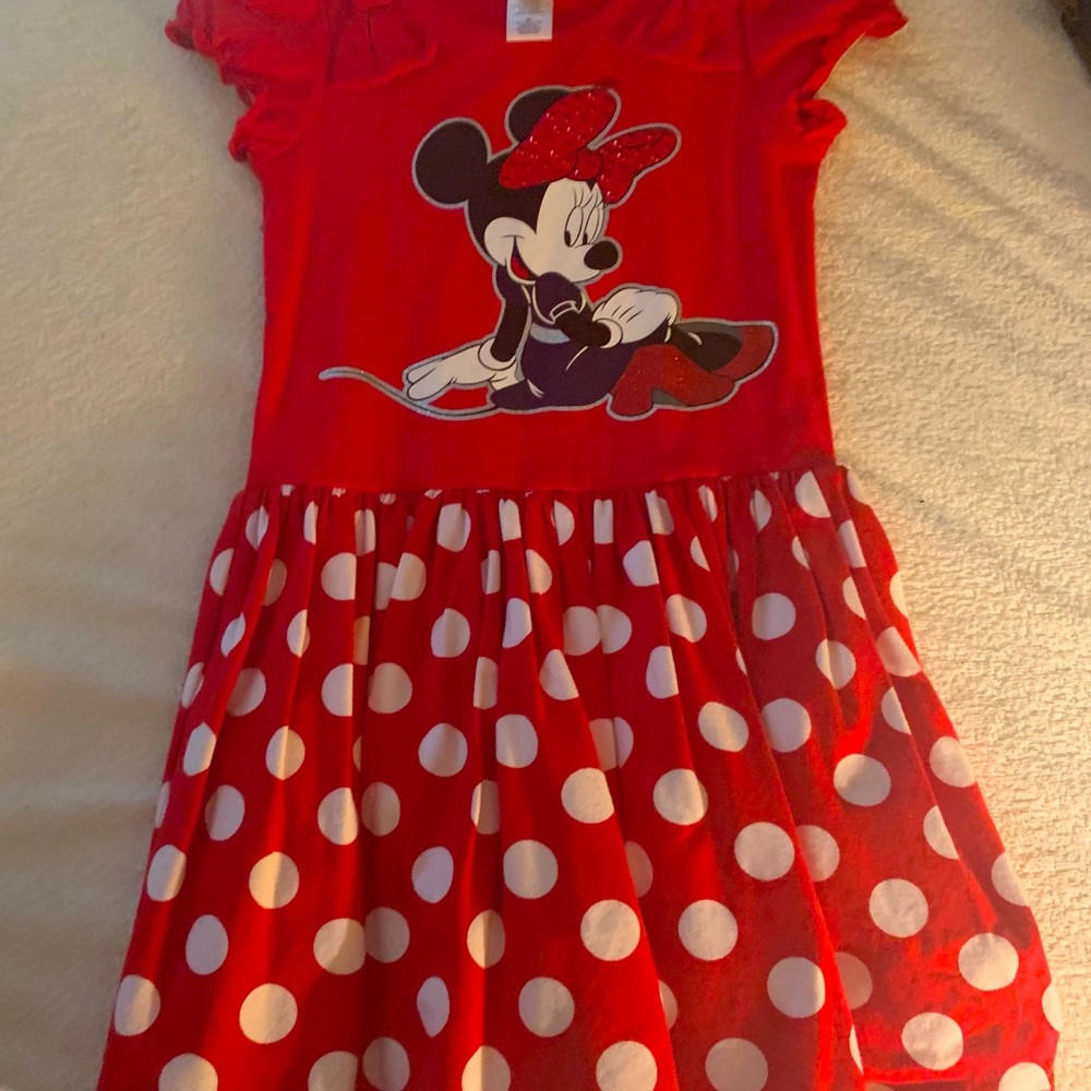 Girls size 6x Minnie Mouse dress.